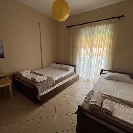 Villa Sea & Sun Retreat à Vrasná Extérieur photo