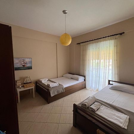 Villa Sea & Sun Retreat à Vrasná Extérieur photo